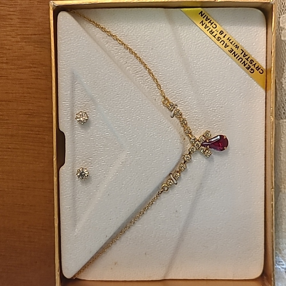 Genuine austrian crystal necklace with an eighteen inch chain